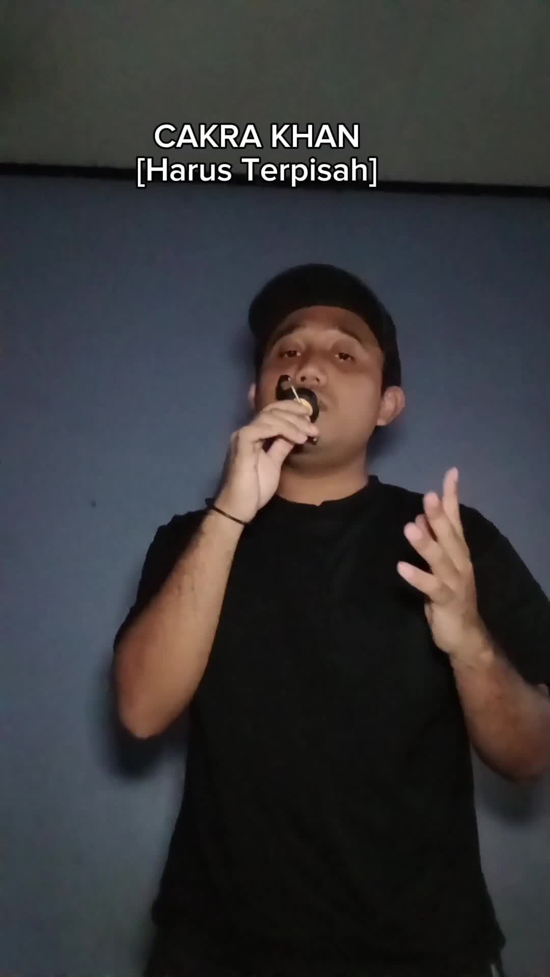 IDOL_XIV Muhammad Faishal Fauzaan 25 Bogor Harus Terpisah
 #INDONESIANIDOL 
 #ONLINEAUDITIONINDONESIANIDOLXI 