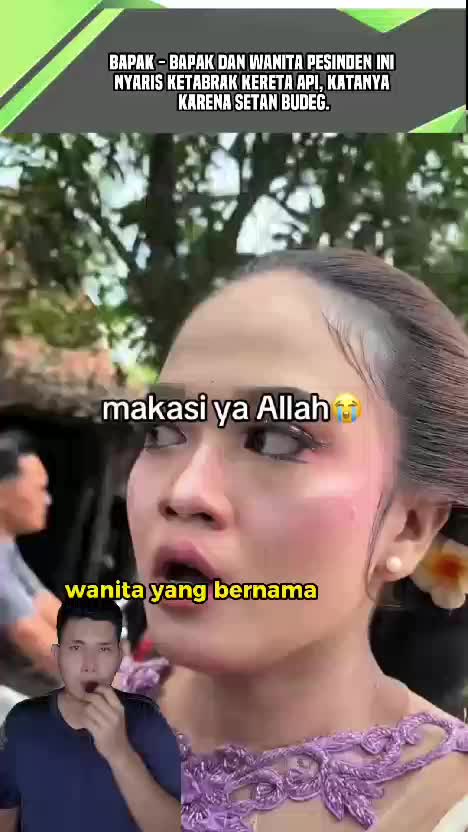 Bapak - Bapak dan Wanita Ini Nyaris Ketabrak Kereta Api, Katanya Karena Setan Budeg. #setanbudeg  #keretaapi  #pakta atau mitos 