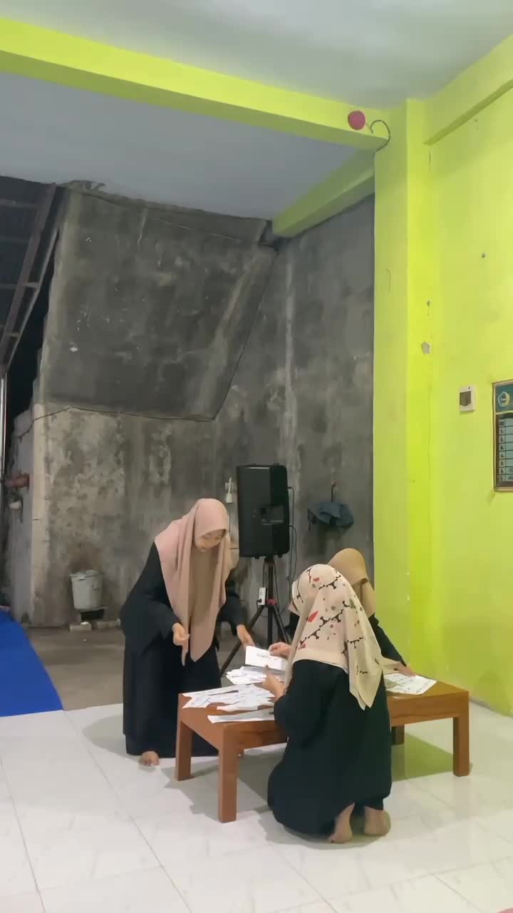 lomba estafet ayat...
jadi kameramen duluu yuhuuu


#RCTIPlus #HOTrctiplus #icrcti #fyp #rcti 