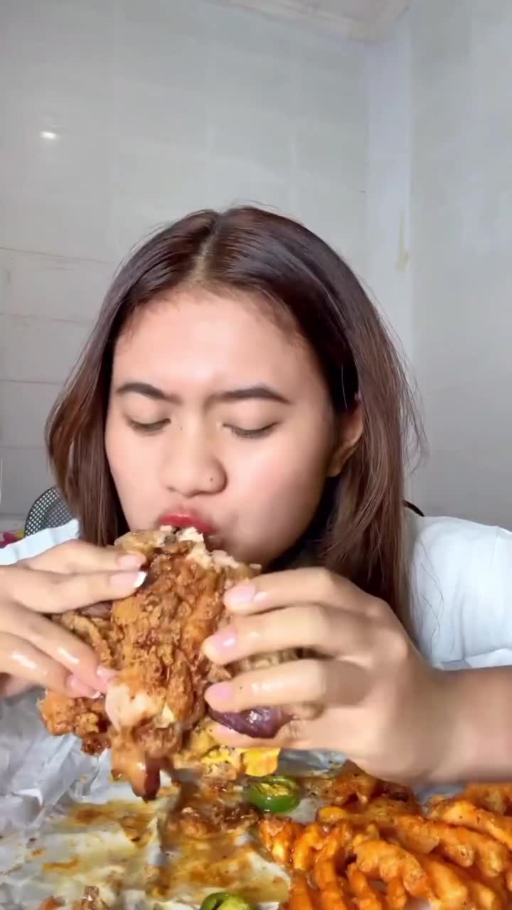 Mukbang Makan Besar
#Food #Videomasakan #videomakanan #Like #Follow #videolucu #Mukbang #Mukbangmakanbesar #Viral #videoviral #Fyp #lucu #ng