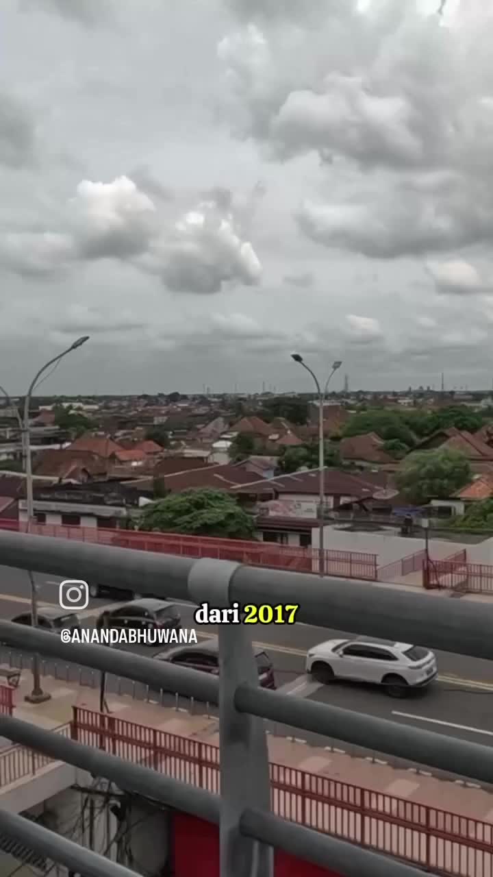 LRT DI SUMSEL?  #kereta  #masinis
