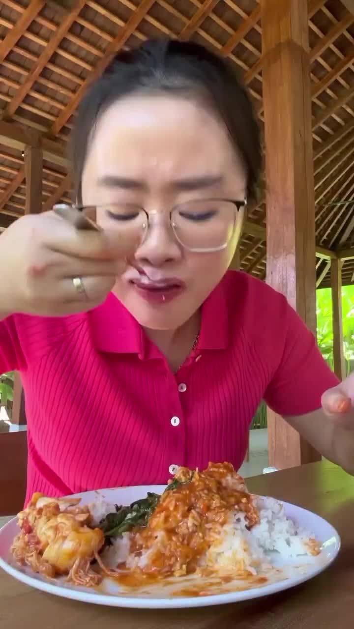 Mukbang Makan Besar
#Food #Videomasakan #videomakanan #Like #Follow #videolucu #Mukbang #Mukbangmakanbesar #Viral #videoviral #Fyp #lucu #ng