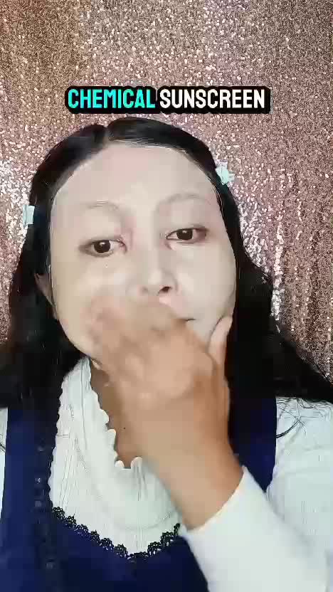 Cara lain pakai sunscreen ya kayak gini ✅  #sunscreen  #sunscreenberjerawat  #kalo pake skincare yang rata yah gaes  #review singkat skincar