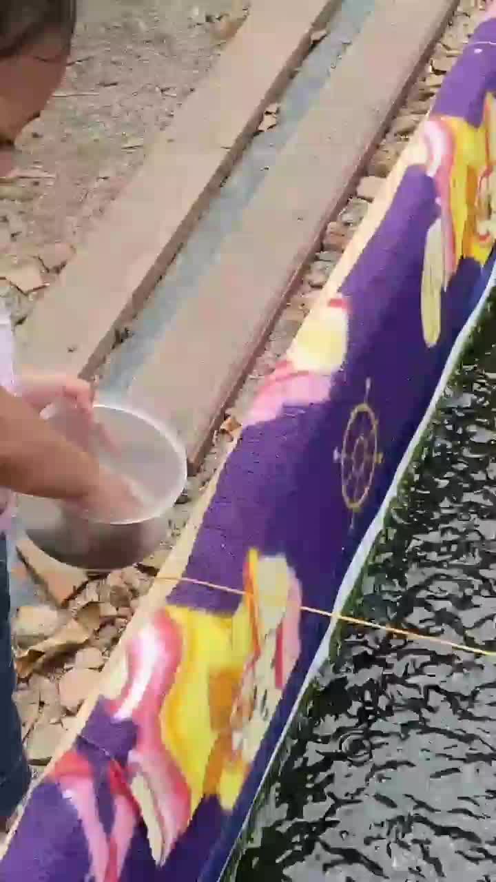 Ubur ubur ikan lele,kasih makan lele leee