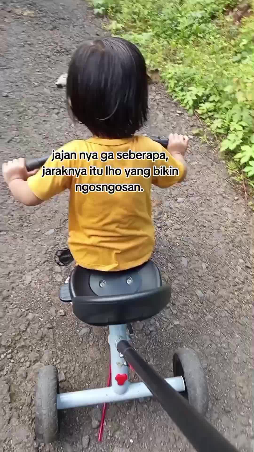 jajannya ga seberapa, jalannya itu lho yg jauh