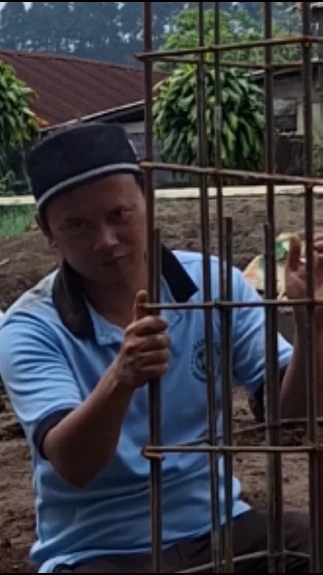 siagus pura pura ngecek bendrat #siagus #videolucu #lucu 