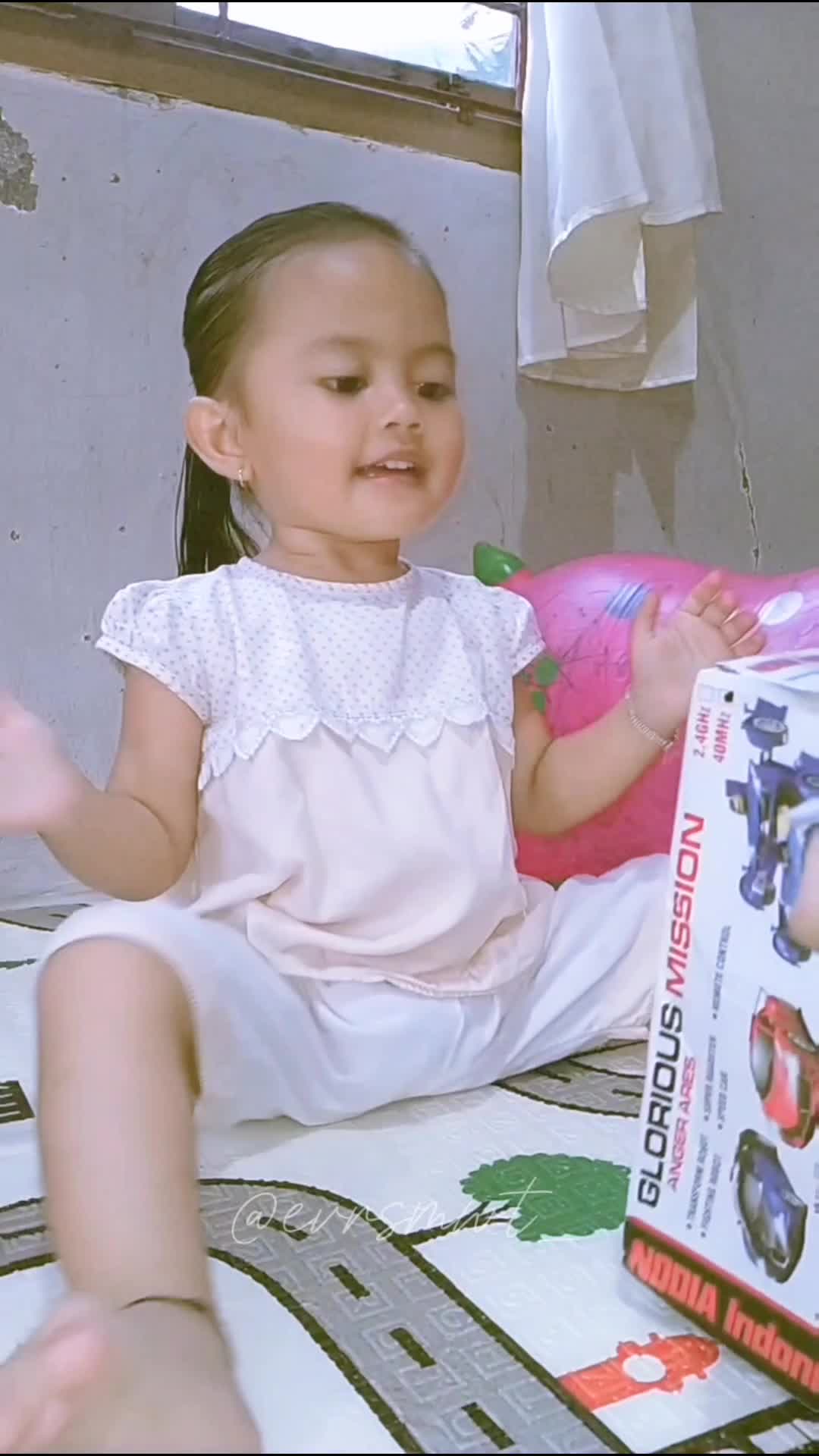  #unboxing  #mainan