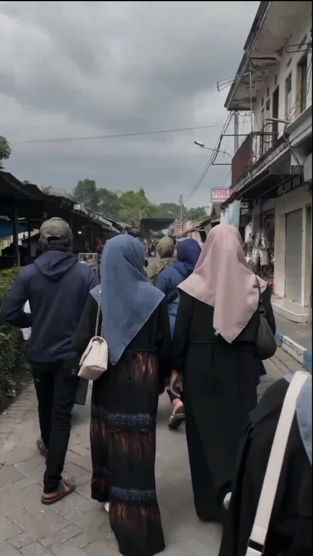 ziarah waliyullah 

#RCTIPlus #HOTrctiplus #short #fyp 