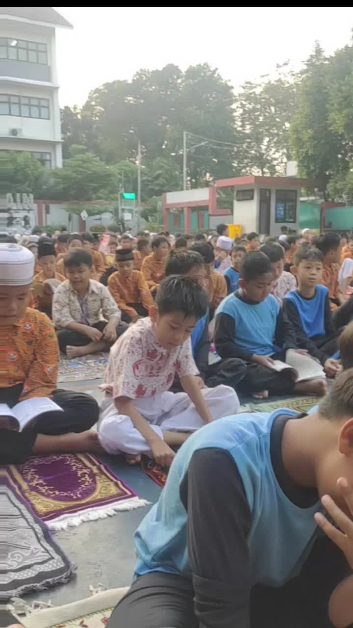 Jangan sampai lupa dengan agama mu