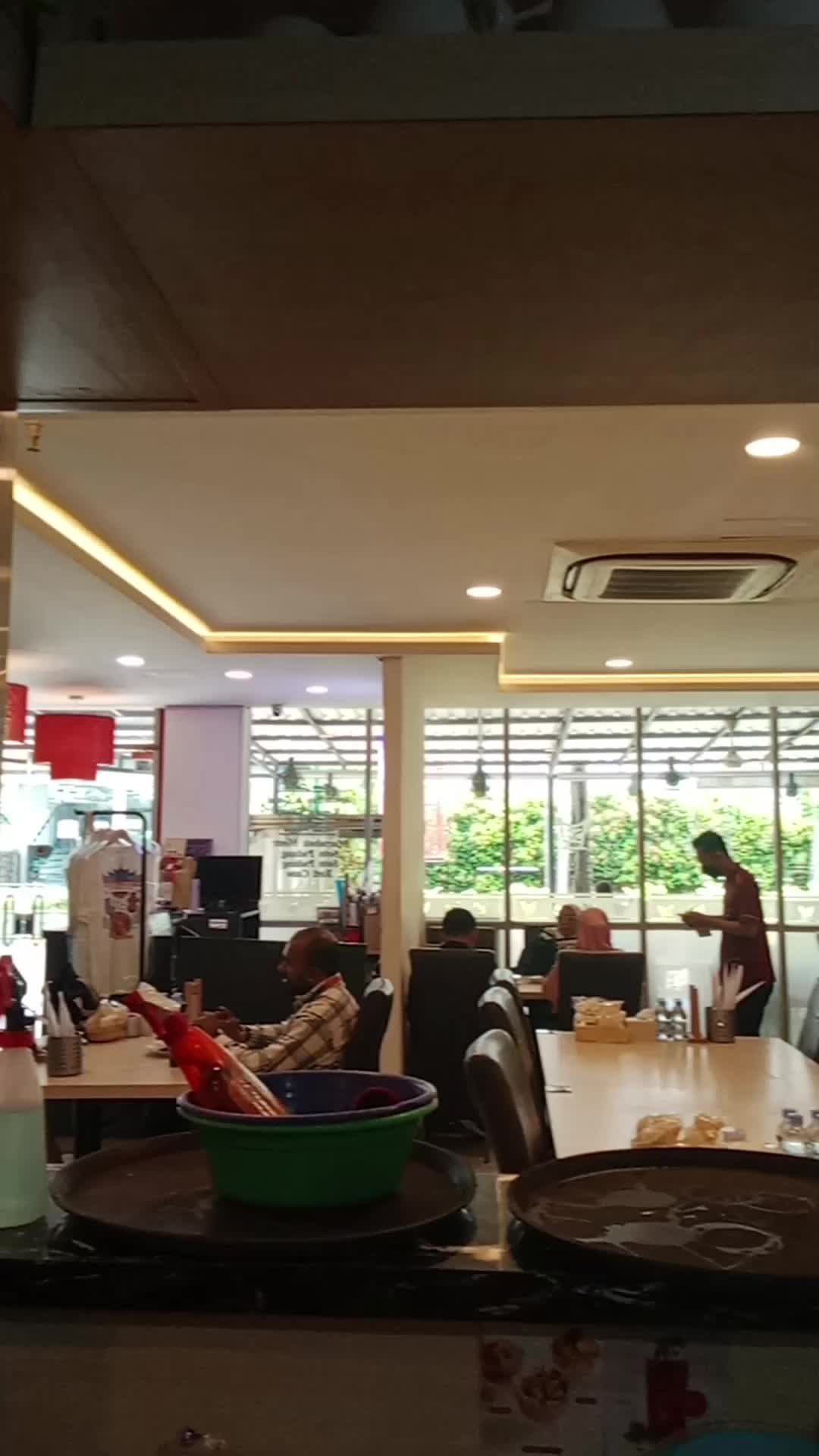 Makan siang