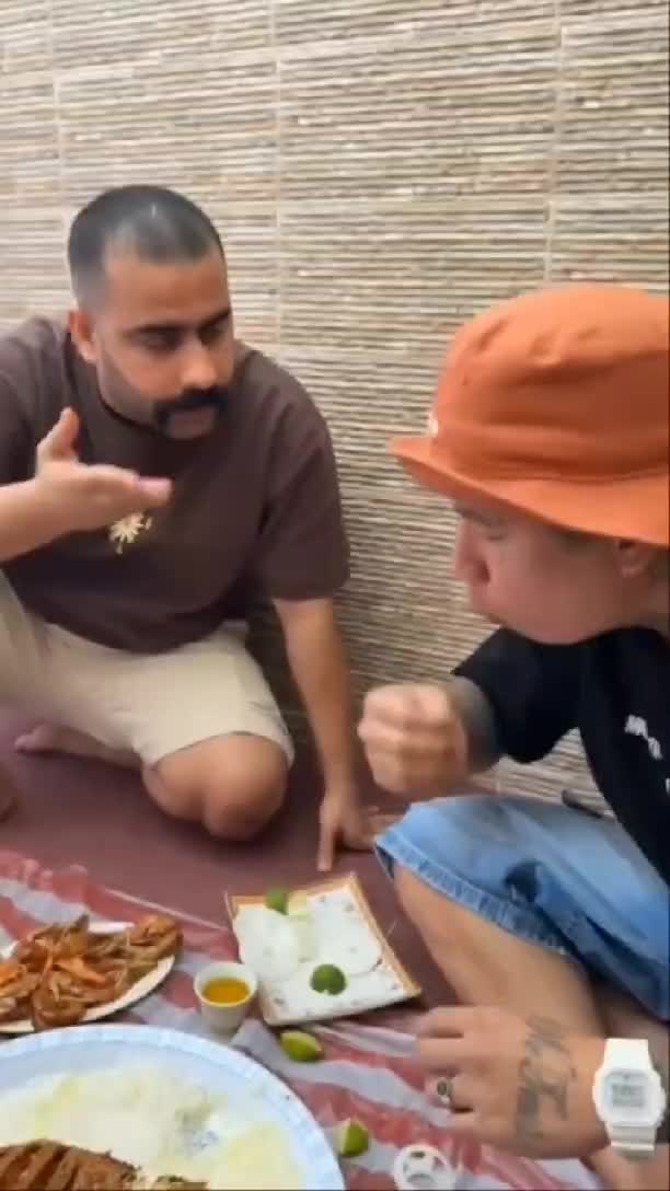 #152 Di caplok semua?
