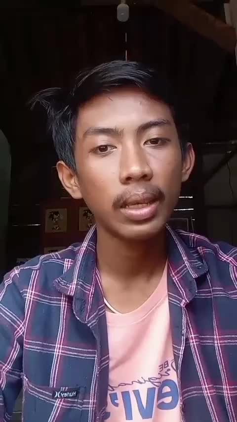 KDI 2025 Jajang nuryaman Lampung 22 tahun  bunga mawar merah dari Elvi Sukaesih hastag #OnlineAuditionKDI2025