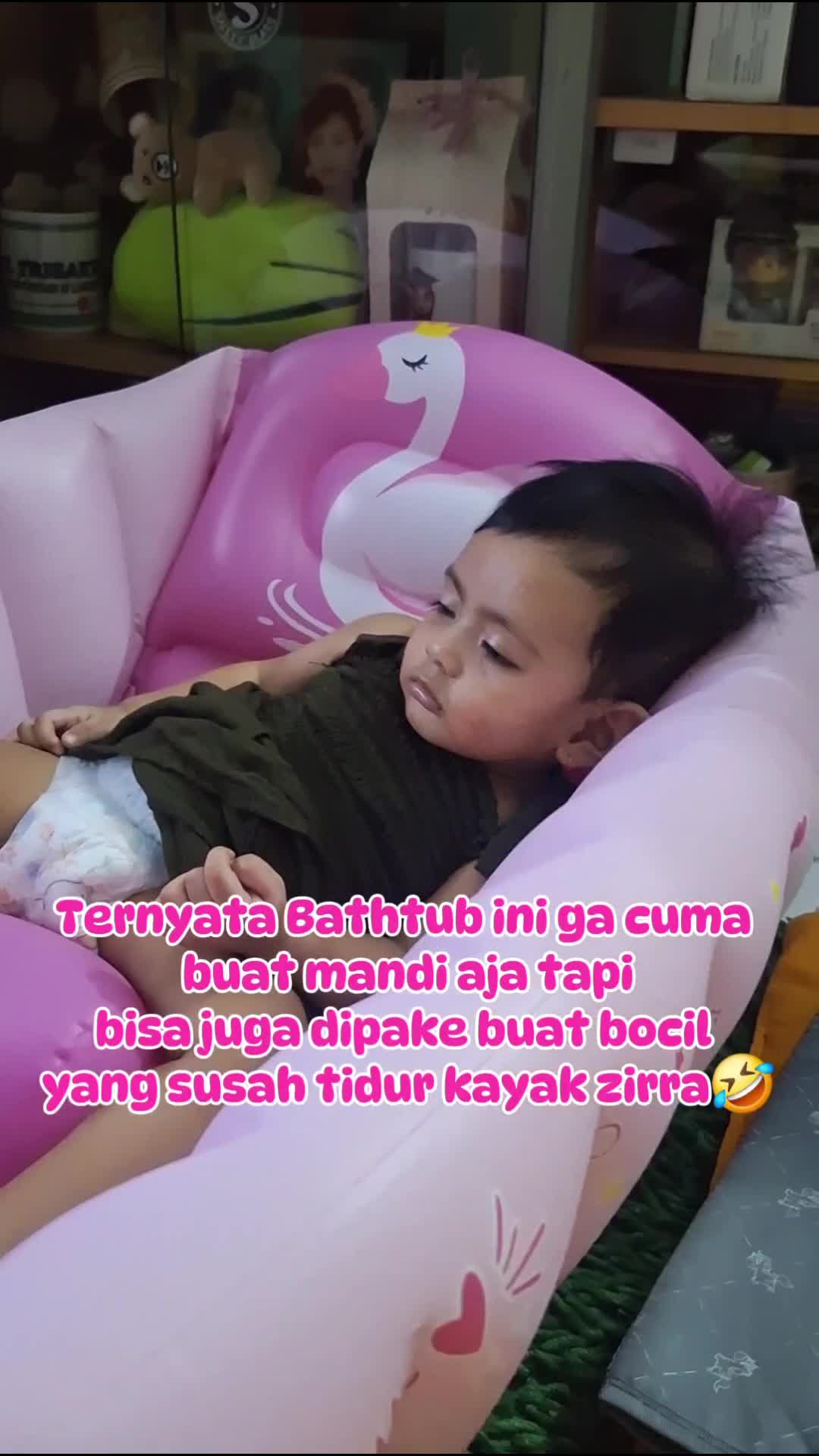 Ada aja kelakuan bocil ini 😂😂

#fyp #baby #video #reel #fypシ #fypシ゚viral #viral #babyfunny 