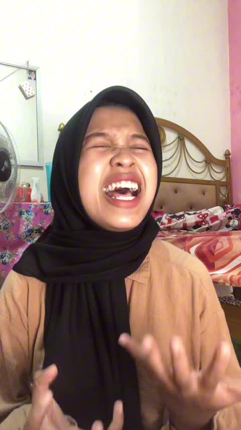 IDOL_XIII AYUNING DWI KUSRINI 24 PADANG SIAPKAH KAU TUK JATUH CINTA LAGI