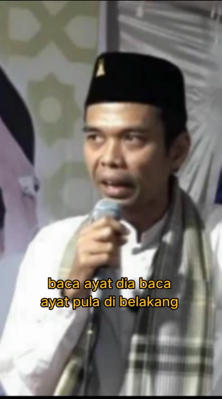 dalil tidak boleh membaca surat dibelakang imam