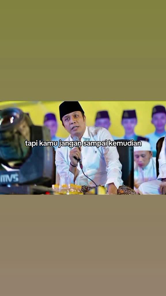 Dawuh Gus Kautsar
Dunia & Akhirat harus Seimbang
#guskautsar 