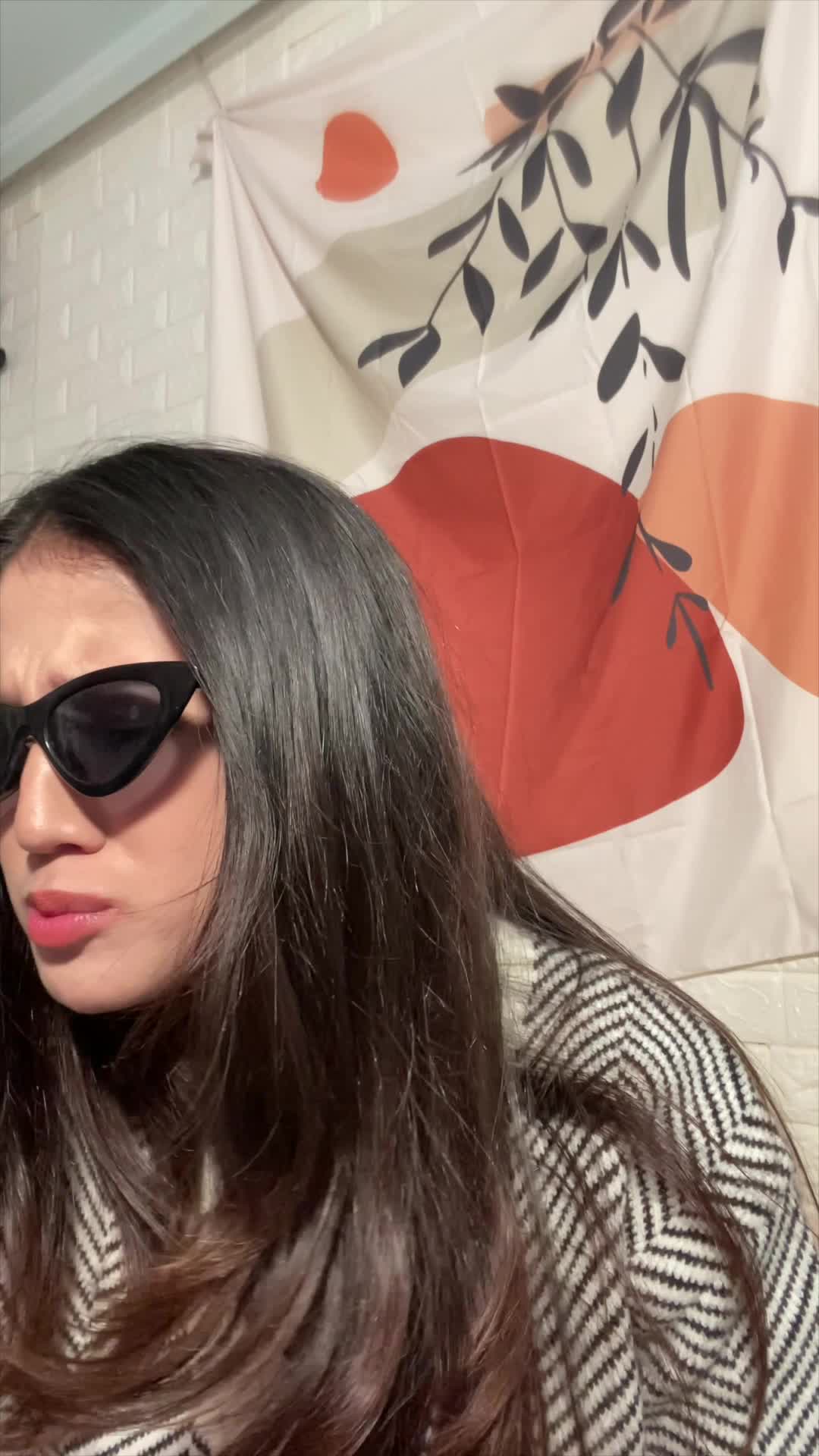 Kalo jalan harus focuss yaaa all