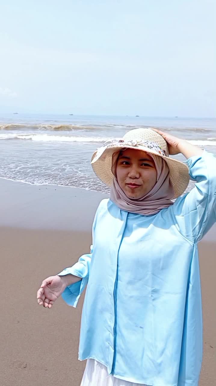 Harus selalu bersyukur. 
maapkan mata yang melotot🙏😔