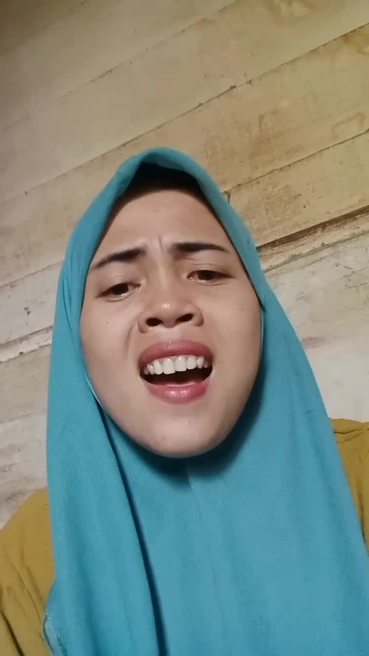 nama:nurulfadila umur:24thn asal:Sumut Galang lagu Lesti bukan cinta biasa