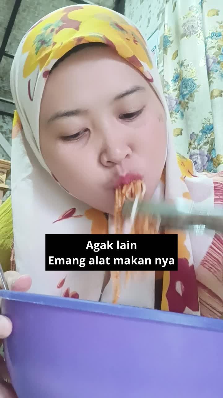 bukan pakai sendok bukan pula pakai sumpit  #short  #HOTrctiplus  #RCTIPlus 