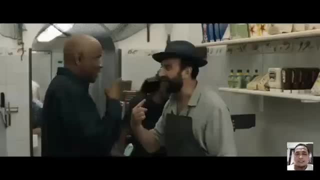 Info Film :
Film ini menampilkan Denzel Washington yang kembali memerankan Robert McCall, seorang mantan agen rahasia yang kini tinggal di I