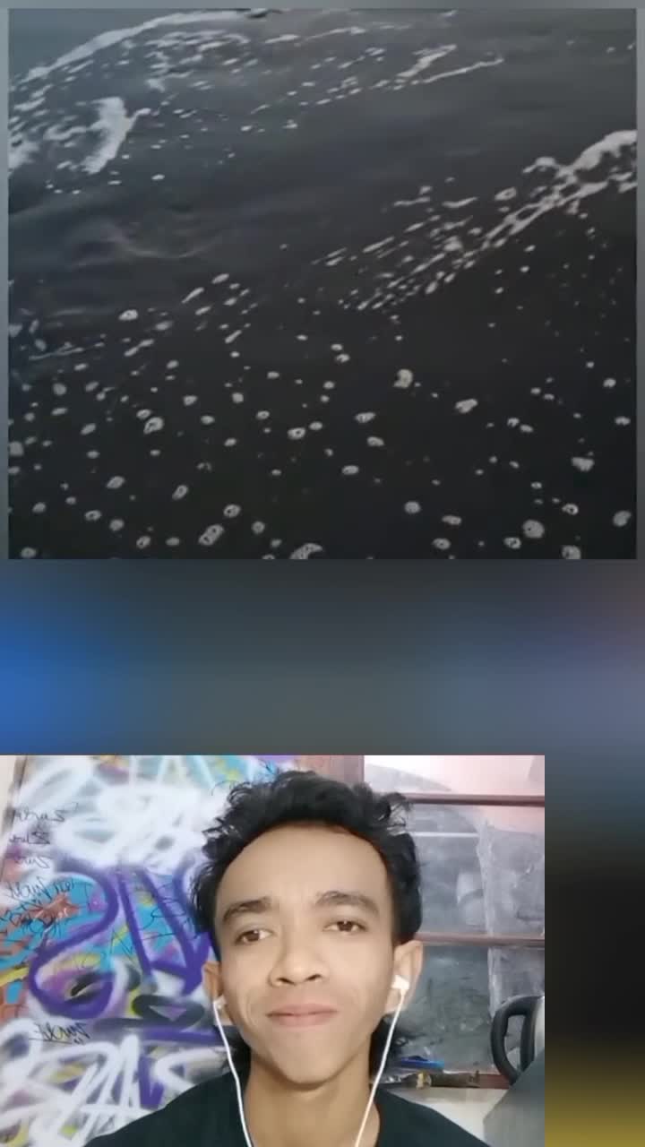 niat mau bikin video aesthetic malah hanyut hpnya #reactiont #duett 