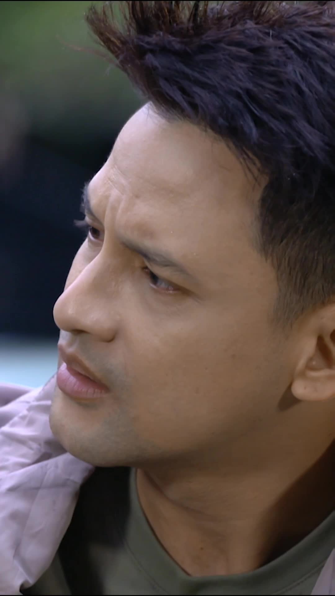 Siapa yang mamanya kaya Bu Ratna? Udah sakit-sakitan tapi tetep aja yang dipikirin kebahagiaan anaknya 😢