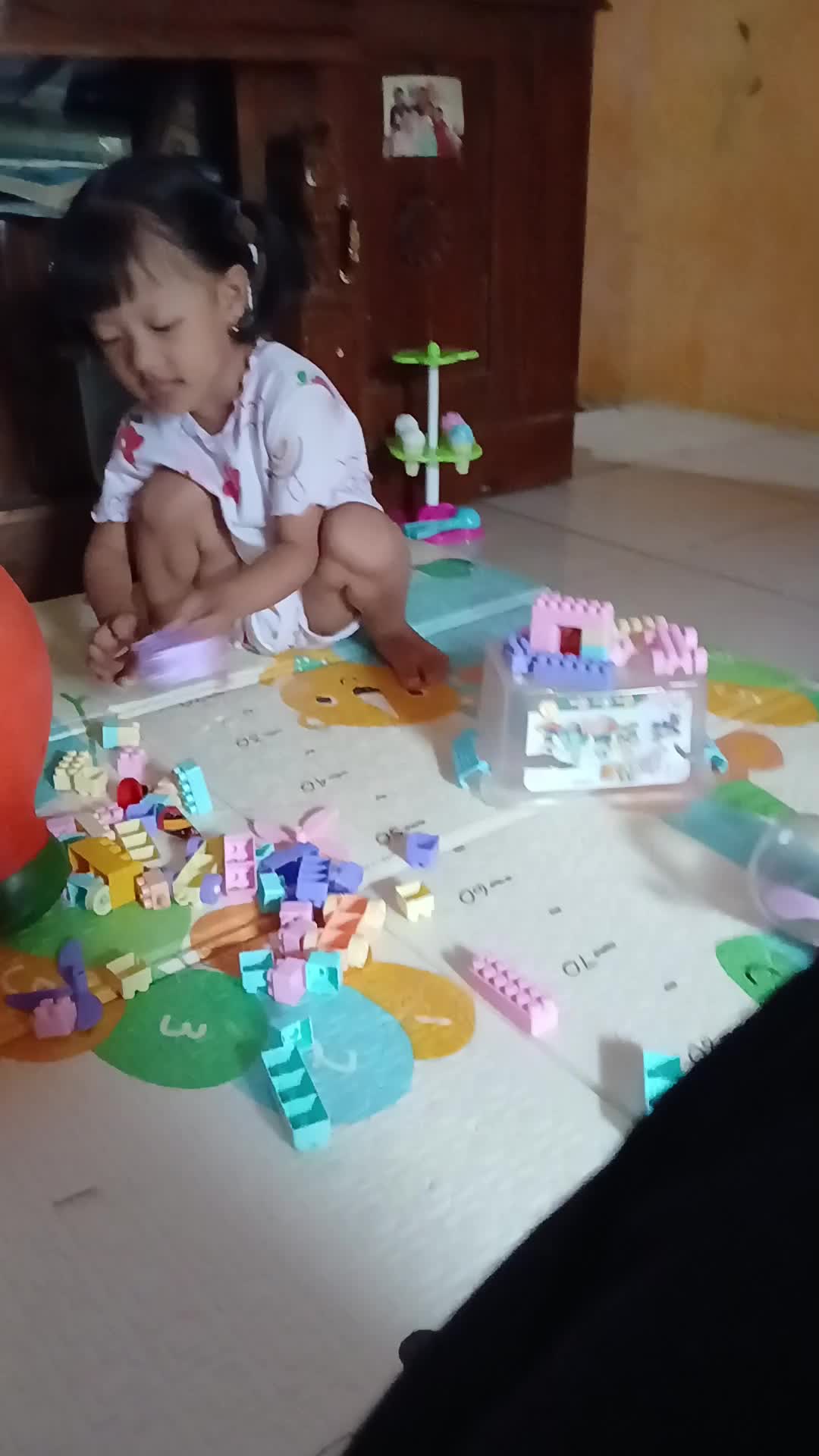 Main lego bersama kakak..

#masyaAllah #contentcreatorpemula #RCTIPlus 