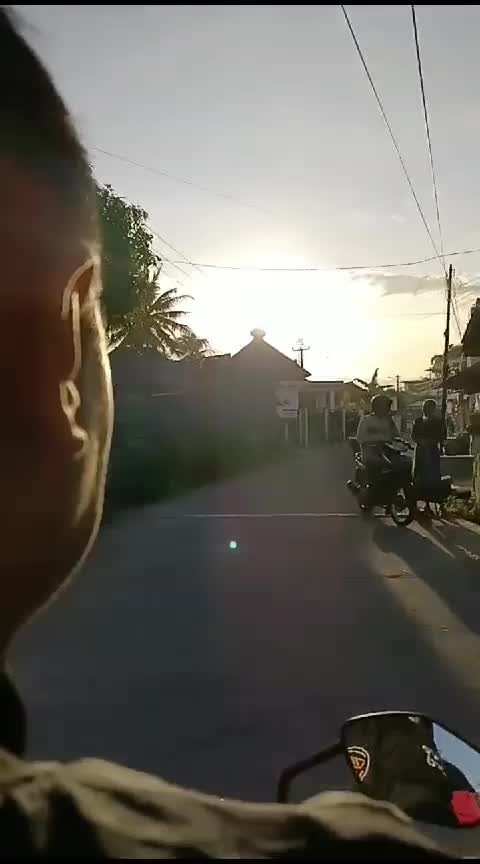 pagi ini sangat cerah 