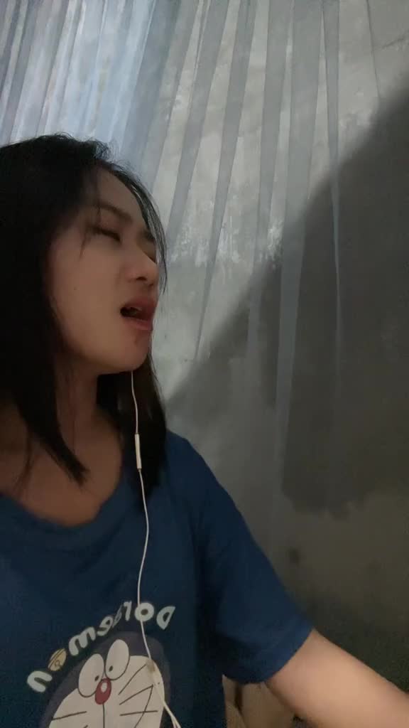 IDOL_XIII AnatasyaLeony 22 KalimantanTengah BilaRasakuIniRasamu