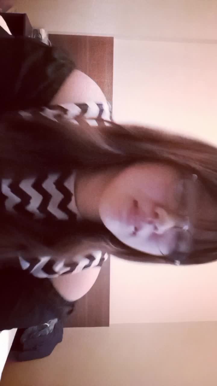 hallo namaku Felicia Navhania Liemandjaja Hari ini aku menyanyikan lagu seribu pelukan Soo Semogaa bisaa berhasil #indonesia idol #RCTI