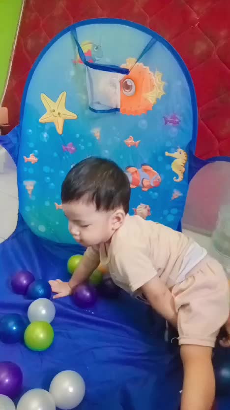 mandi bolanya di rumah aja 🥰