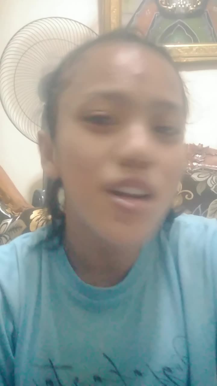 Nama : Mardiana widiastuti umur 24 thn asal : sumatera selatan (palembang) slowbeat : lho kok marah  audisi kdi2024 jadilah bintang