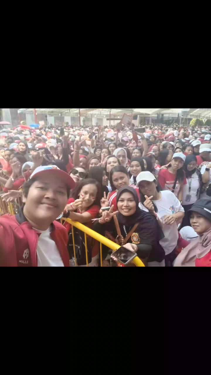 trimakasih mas nopek udah mau datang  ke Singapore 