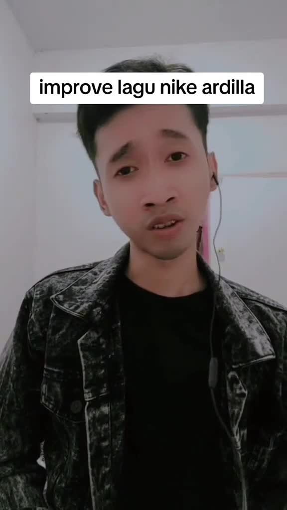 nama :dimas pamungkas
usia : 25
asal : tegal Jawa Tengah
judul : seberkas cahaya