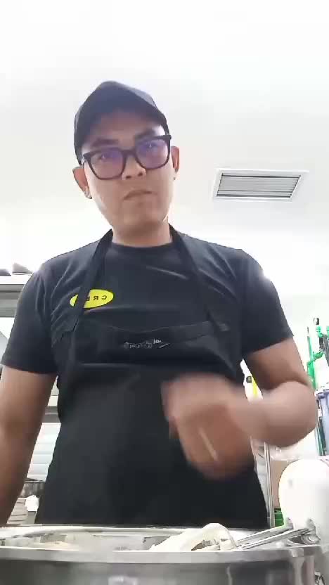 Betawi punye gaye
 #bocah Betawi mah ora ketinggalan zaman
 #khalayak ramai