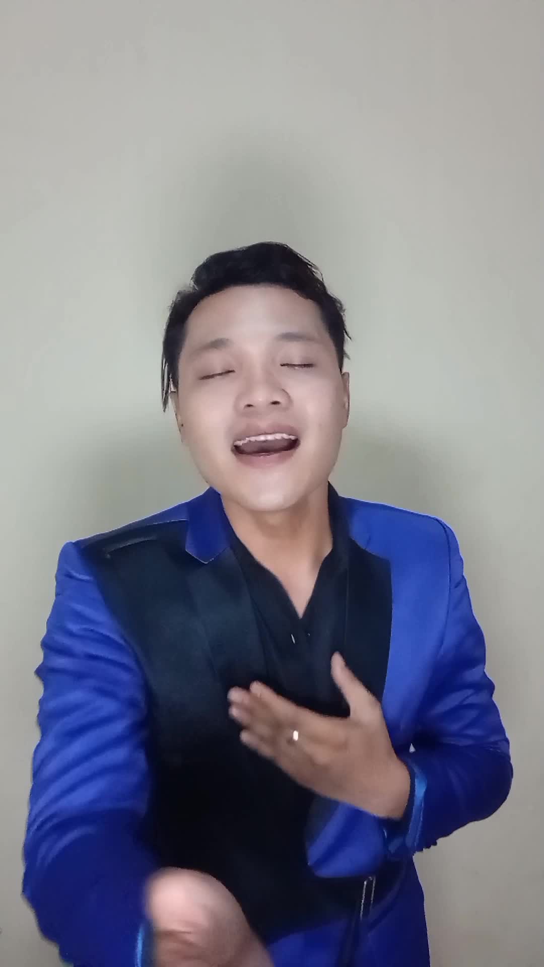 audisi KDI 2025
ASAL :JAMBI
LAGU SLOW :ZUBAIDAH
 #auditionkdi2025 #JADILAHBINTANG #auditiononline #onlineauditionkdi 