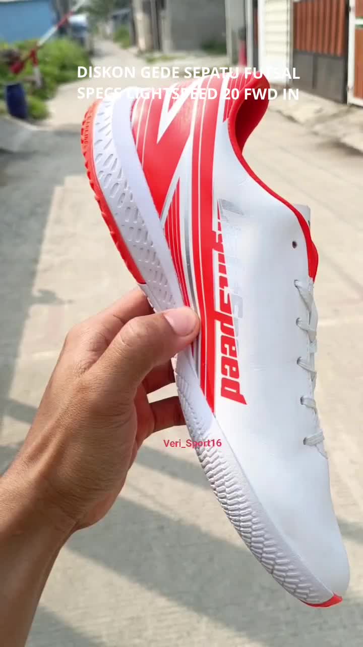 DISKON GEDE SEPATU FUTSAL
SPECS LIGHTSPEED 20 FWD IN
Rp.599.800 DISKON JADI Rp.275.000
VERI SPORT ORIGINAL GAK HARUS MAHAL!! 

#specslightsp