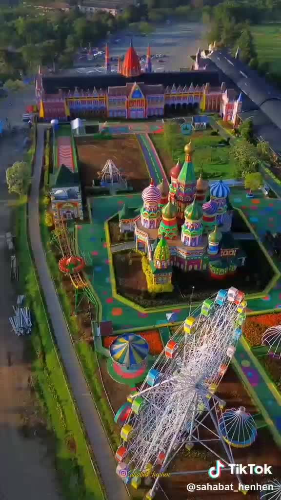 Ada yg pernah main  ke tempat ini kawan berasa di luar negeri indahnya 