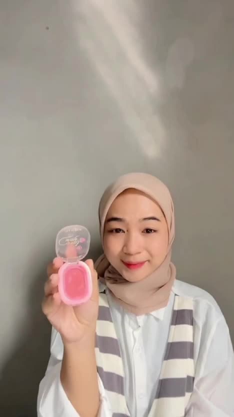 makeup simple 
#Fashiondanmakeupalaliburan 