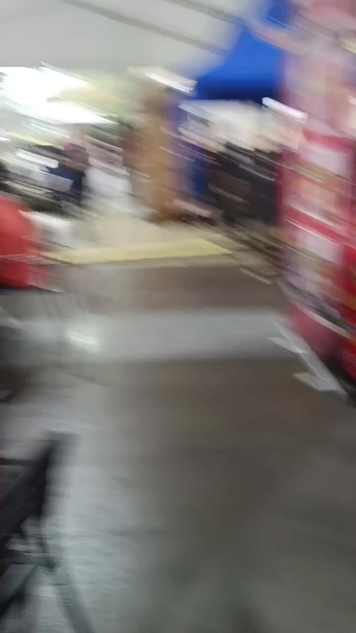 nungguin nobar di la Piazza Bersama RCT++ 