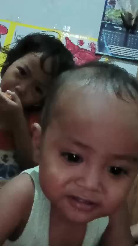 momen kakak dan dedek rebutan jajan #momen lucu