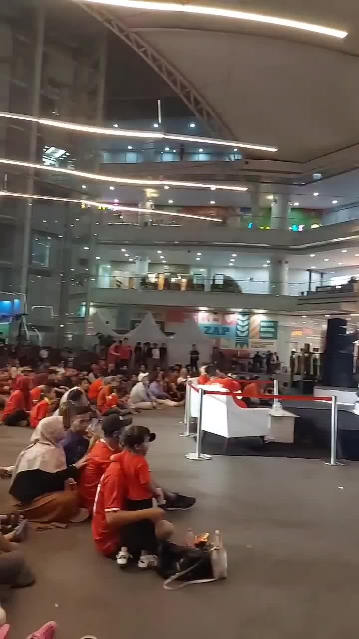 nobar bersama rcti+ #Supershowsport  ##SuperShowSports #RCTIPlusNobarTimnas #RCTIPlusSuperApp 