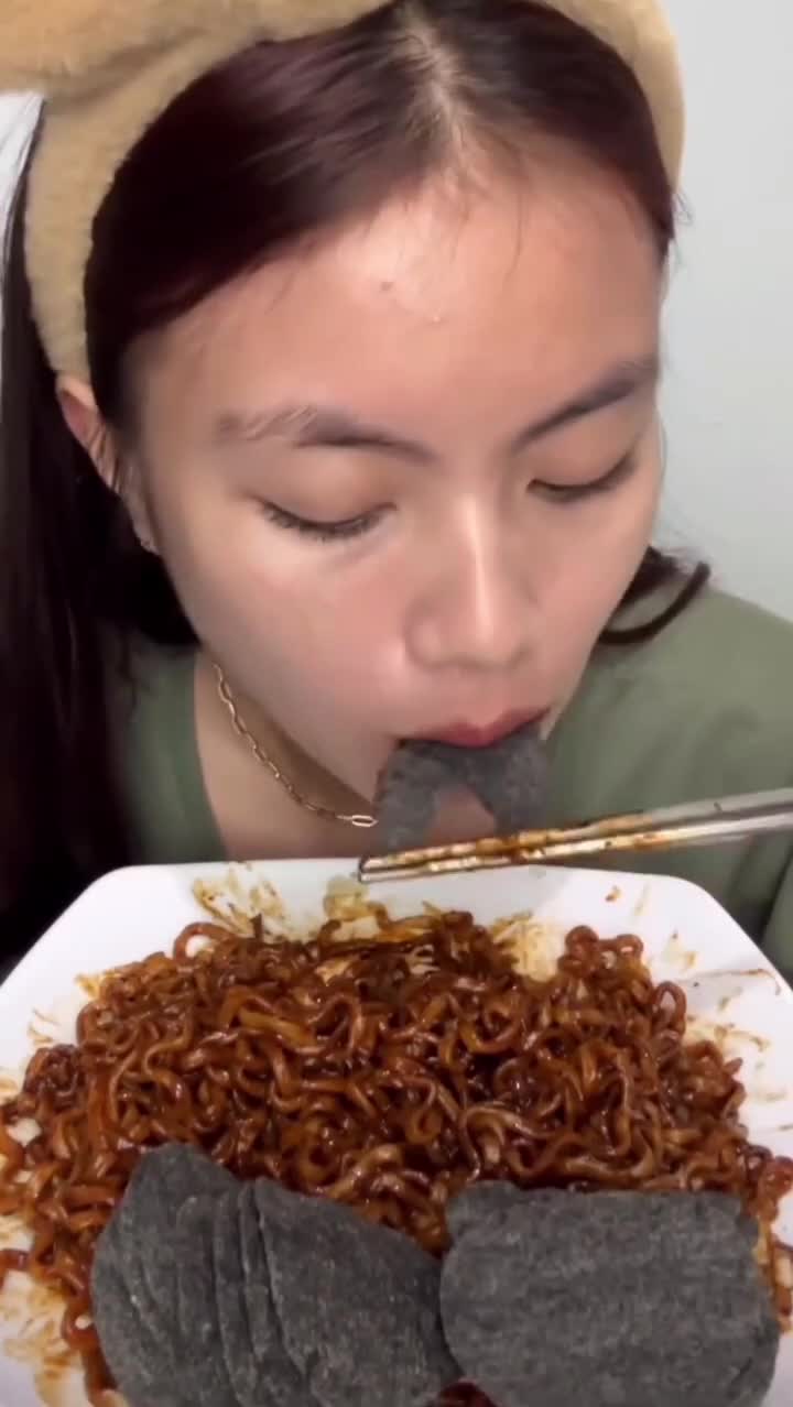 Mukbang Makan Besar
#Food #Videomasakan #videomakanan #Like #Follow #videolucu #Mukbang #Mukbangmakanbesar #Viral #videoviral #Fyp #lucu #ng