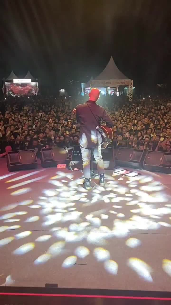 Aku Cinta Kau Dan Dia