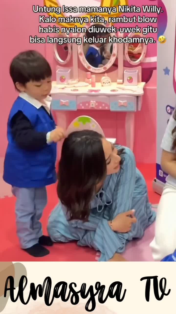 nikwil ibu tersabar