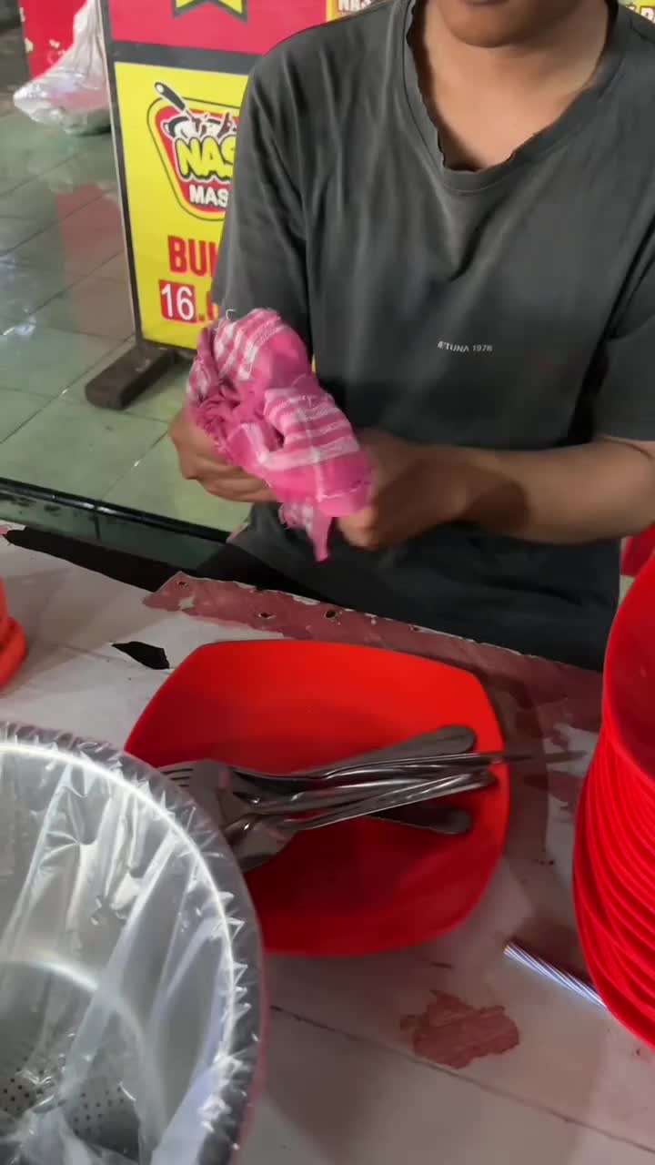 Buka warung dulu bolo, ayuk kesini