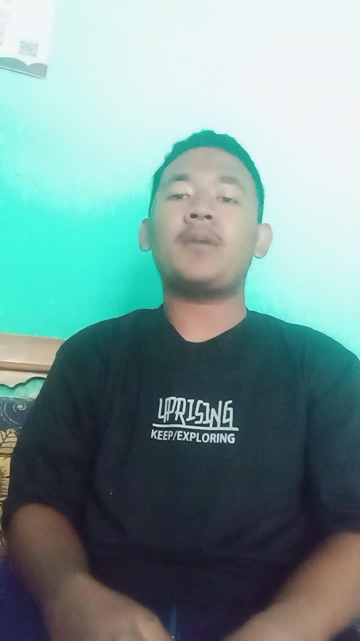 nama:muhammad yusuf asal: muratara hobi :bernyanyi pekerjaan:pelajar 