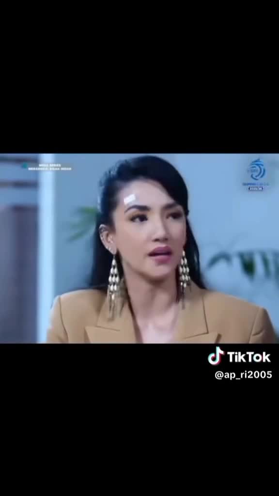 merangkai kisah indah 
Raden Rakha sebagai Kenzo dan PANJI SAPUTRA SEBAGAI ADITYA 
washifa ASSEGAF SEBAGAI AUREL 
Tsania marwa sebagai riant