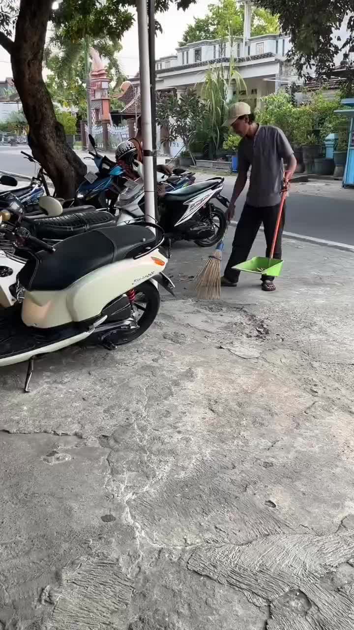 Rutinitas sore ketika buka usaha jualan nasi goreng lur #HOTrctiplus #Jualan UMKM #Viral 